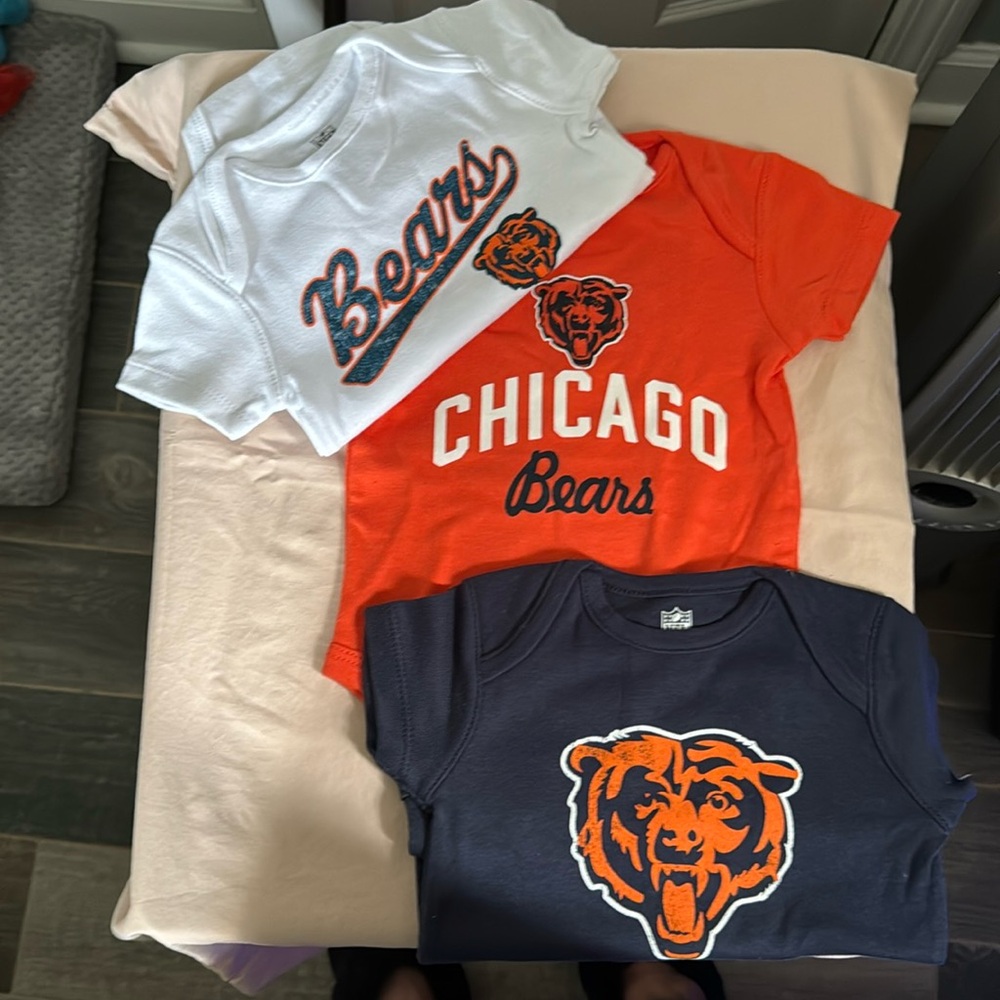 NFL CHICAGO BEARS 3-PIECE BABY SET MERCHANDISE